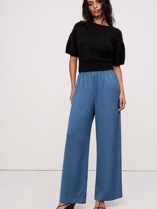 Banana Republic Pants - Banana Republic Satin Wide Leg Pants